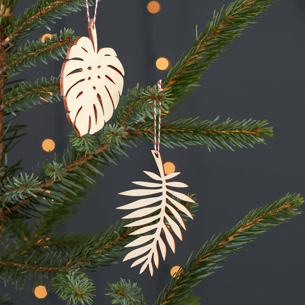 Monstera and Palm Leaves Ornaments (set of 2)