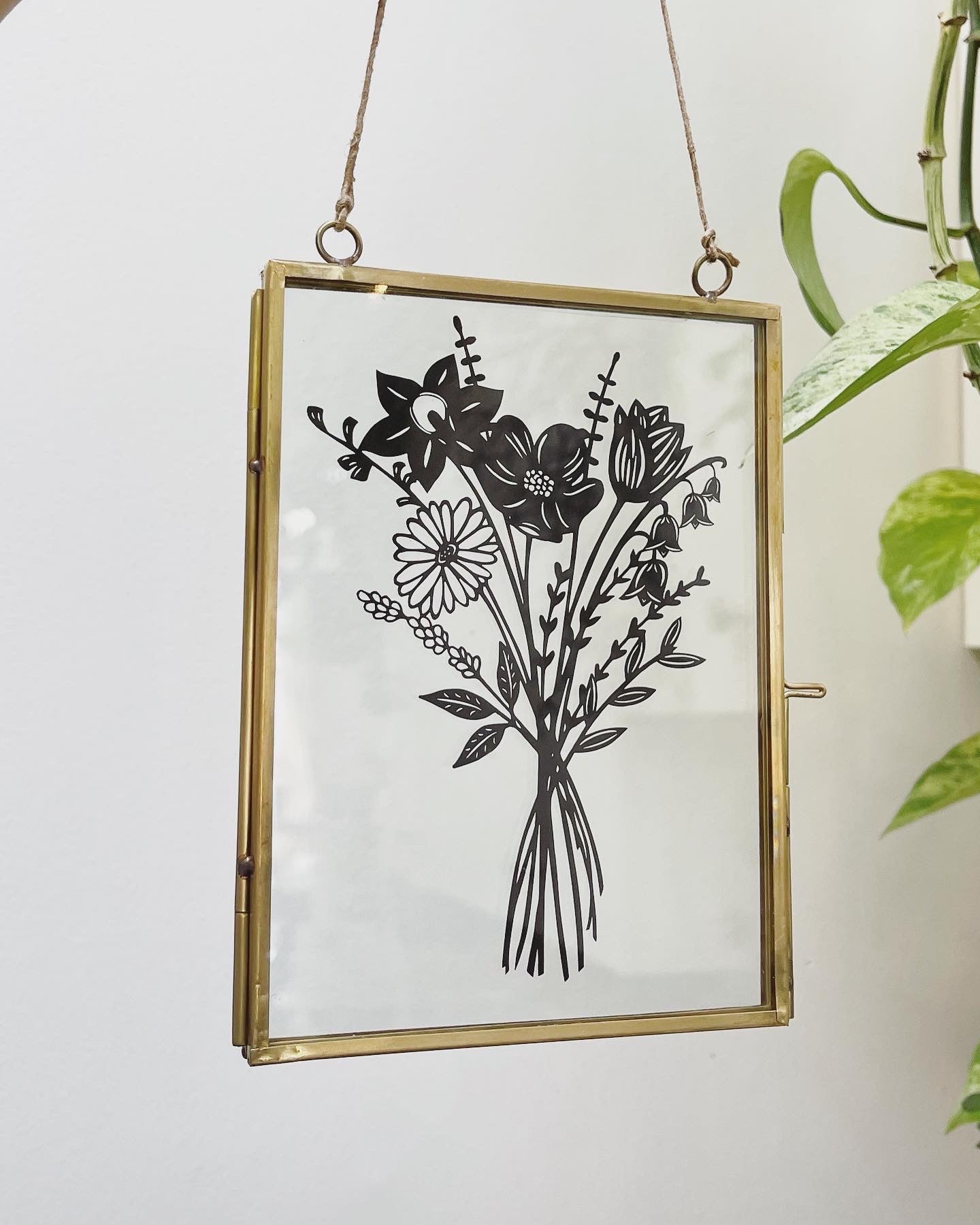 Floral Bouquet Papercutting Artwork